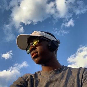 Meet your Posher, Elisha